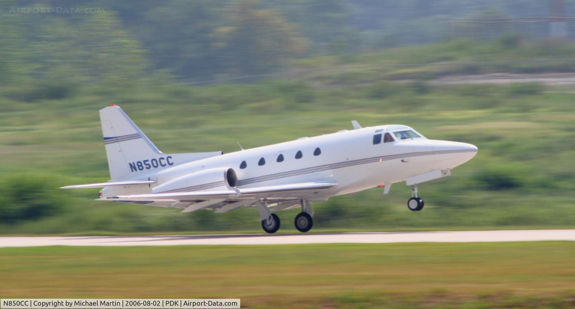 N850CC, 1980 Rockwell International NA-265-65 Sabreliner 65 C/N 465-38, Starting to depart 20L
