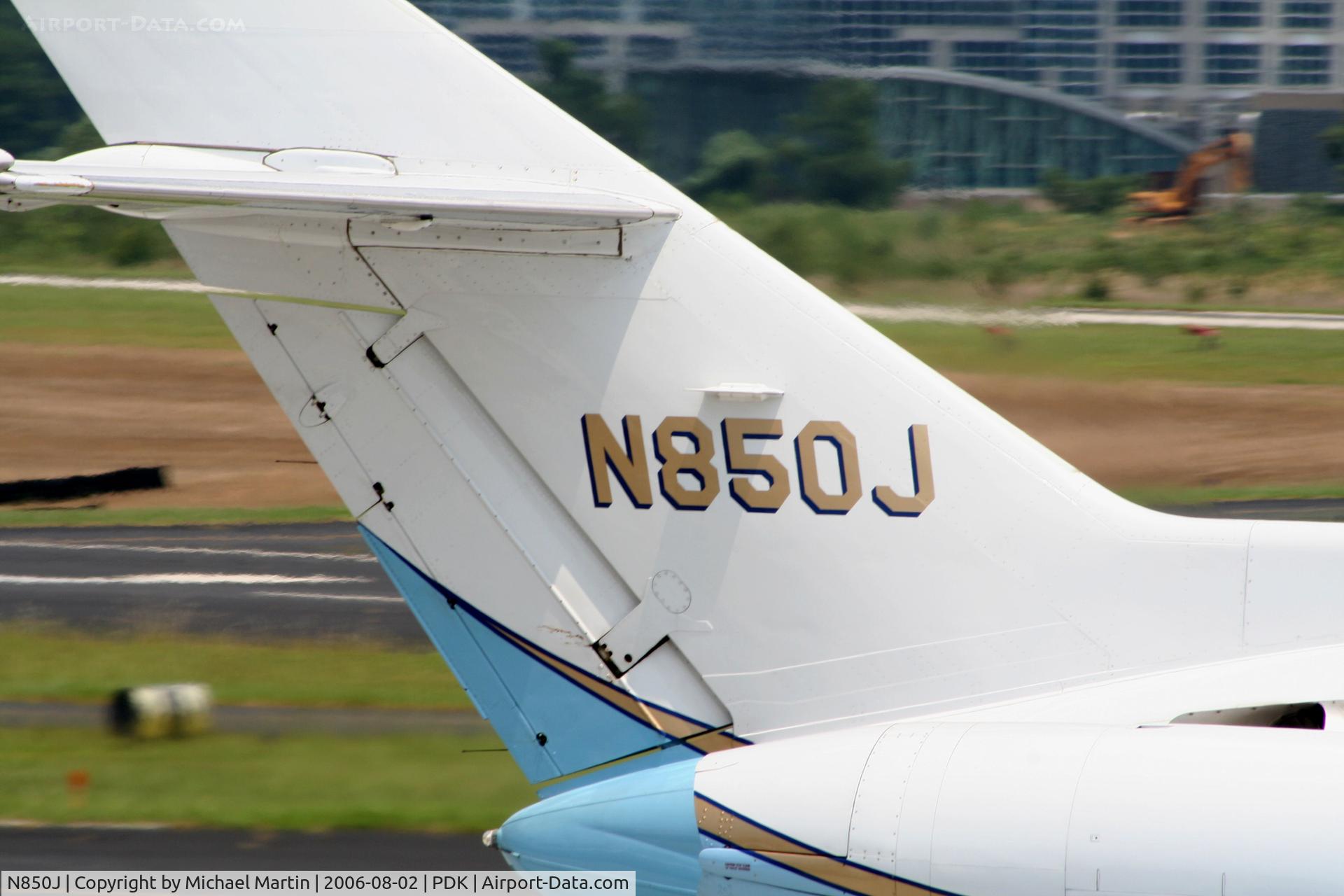 N850J, 1997 Raytheon Hawker 800XP C/N 258311, Tail Numbers
