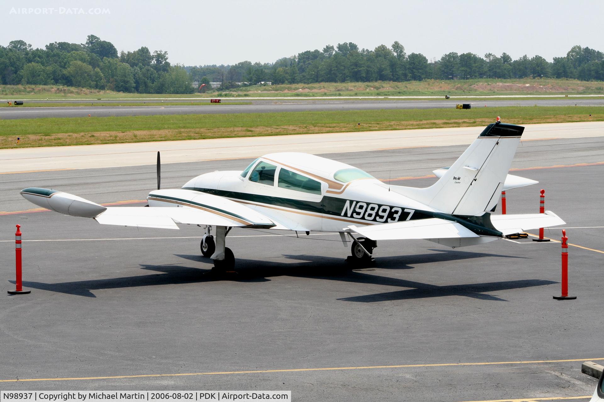 N98937, 1976 Cessna 310R C/N 310R0655, Tied down @ Mercury Air Center