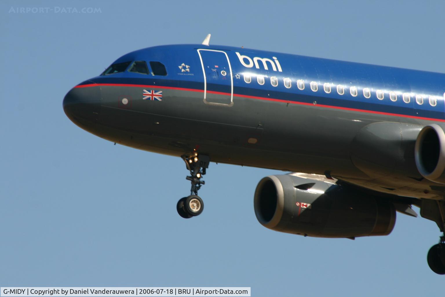 G-MIDY, 1999 Airbus A320-232 C/N 1014, close-up of G-MIDY