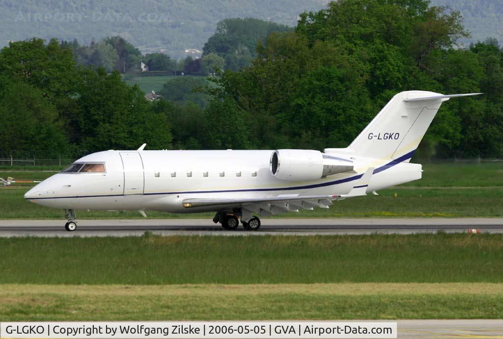 G-LGKO, 2005 Bombardier Challenger 604 (CL-600-2B16) C/N 5610, visitor