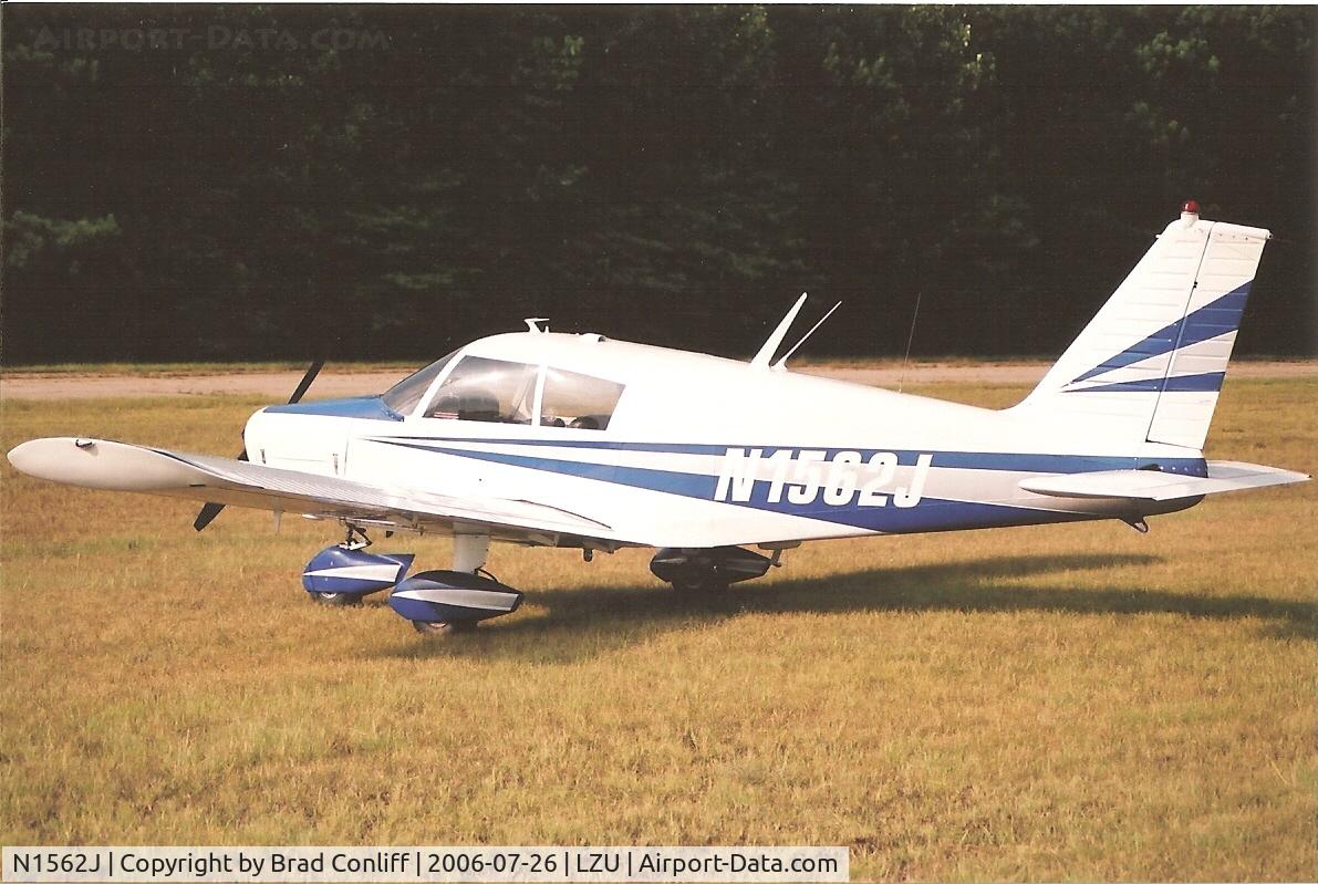 N1562J, 1967 Piper PA-28-140 C/N 28-23966, 1967 Cherokee 140