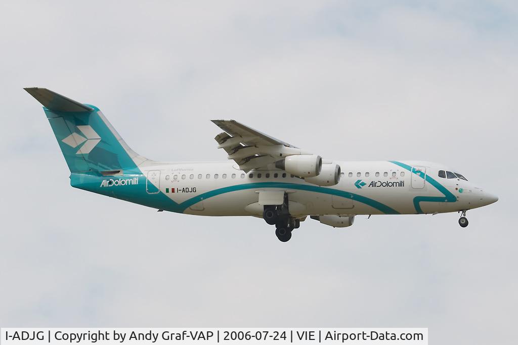 I-ADJG, 1990 British Aerospace BAe.146-300 C/N E3169, On final RW34.