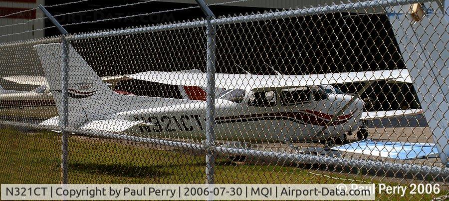 N321CT, 2000 Cessna 172S C/N 172S8390, All fenced in, perhaps for maintenence?