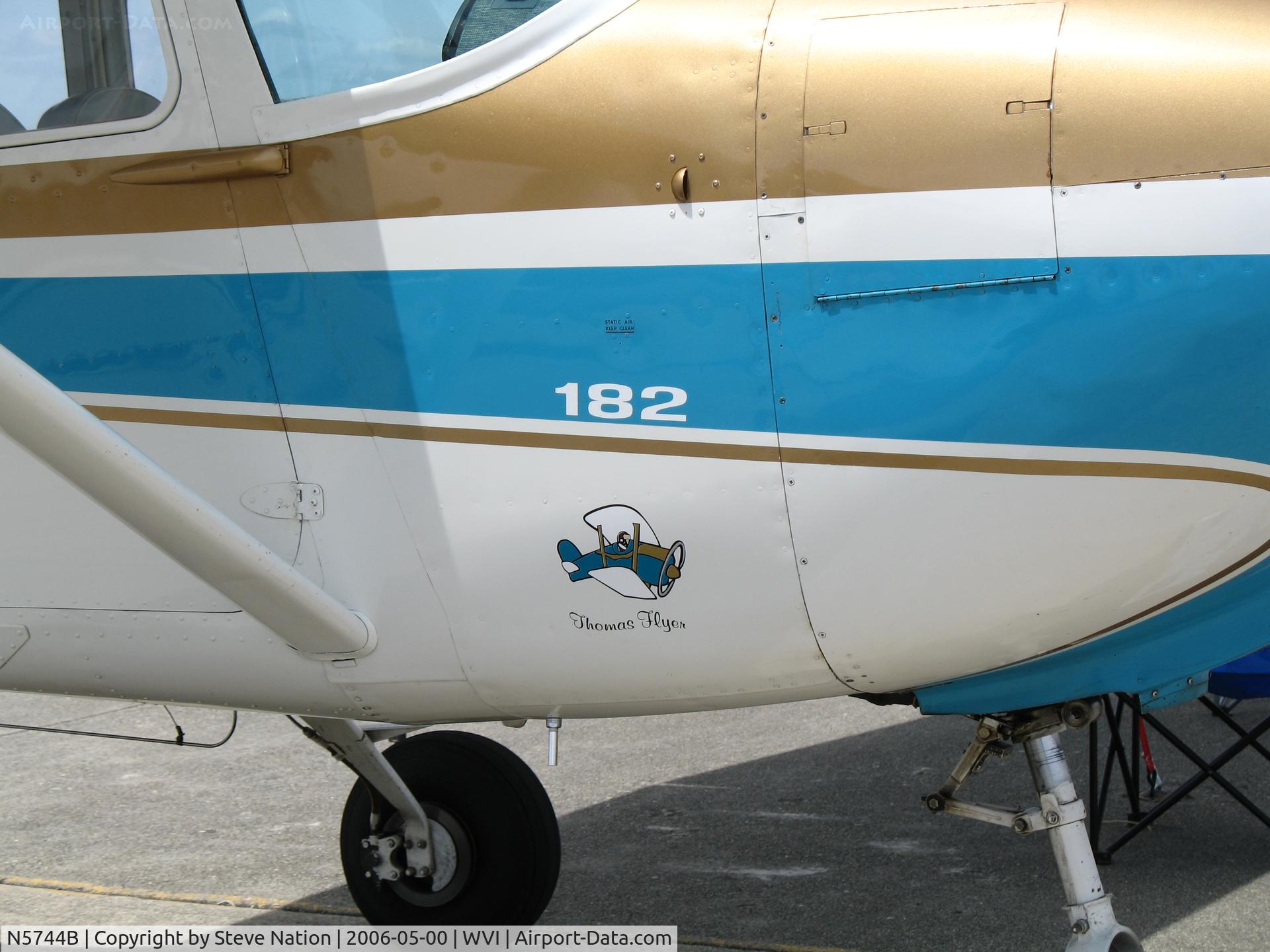 N5744B, 1956 Cessna 182 Skylane C/N 33744, 1956 Cessna 182 close-up nose Thomas Flyer