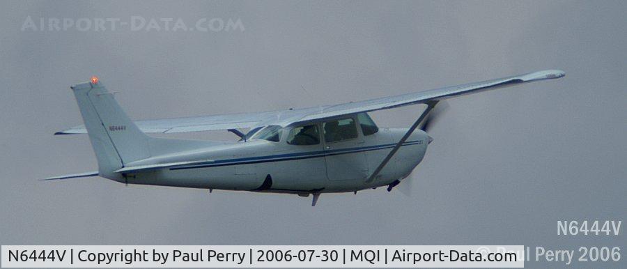 N6444V, 1980 Cessna 172RG Cutlass RG C/N 172RG-0705, Gear tucked in as she roars out over the water