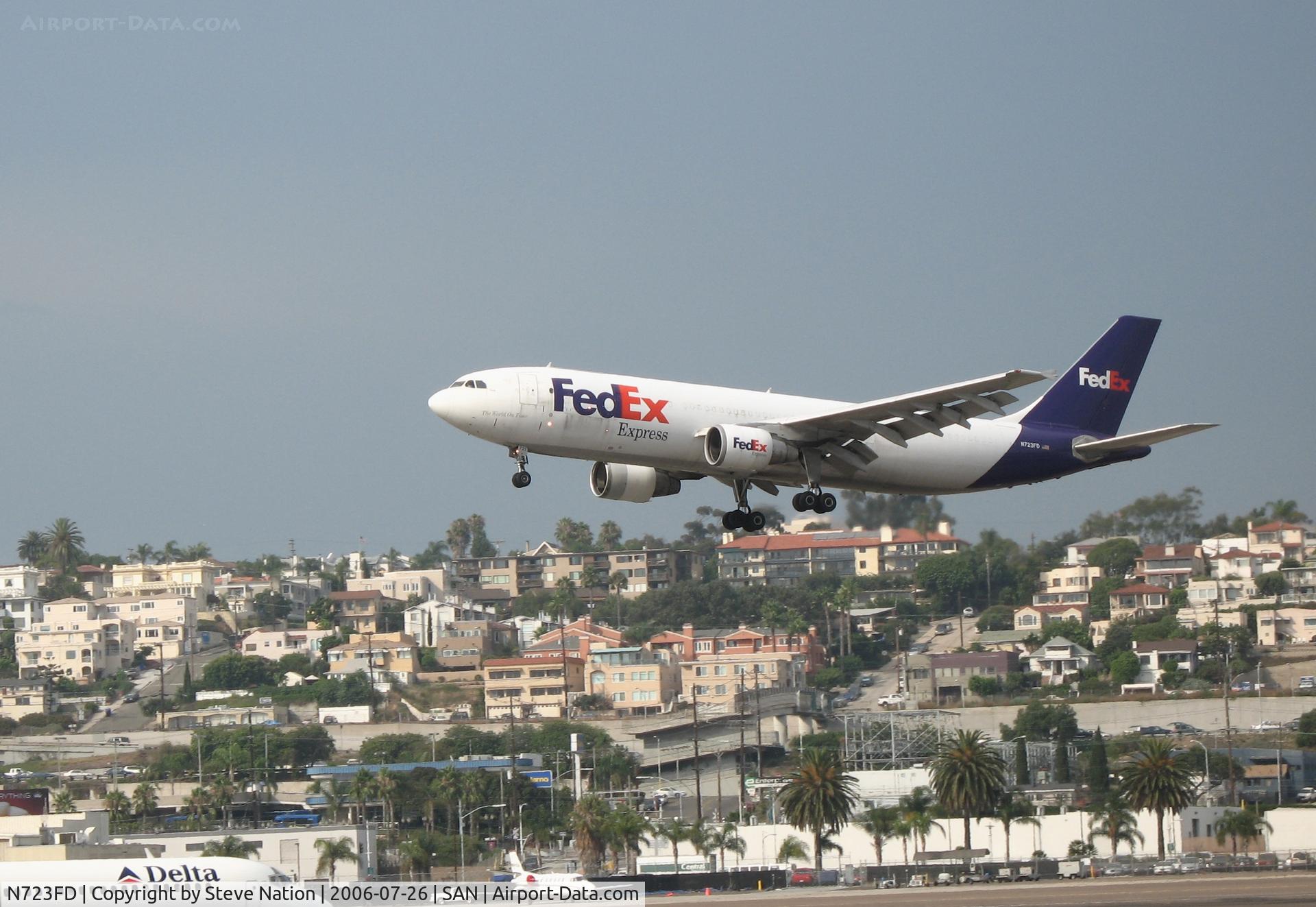 N723FD, 1990 Airbus A300B4-622R C/N 543, FedEx 1990 Airbus A300B-622R landing @ San Diego, CA