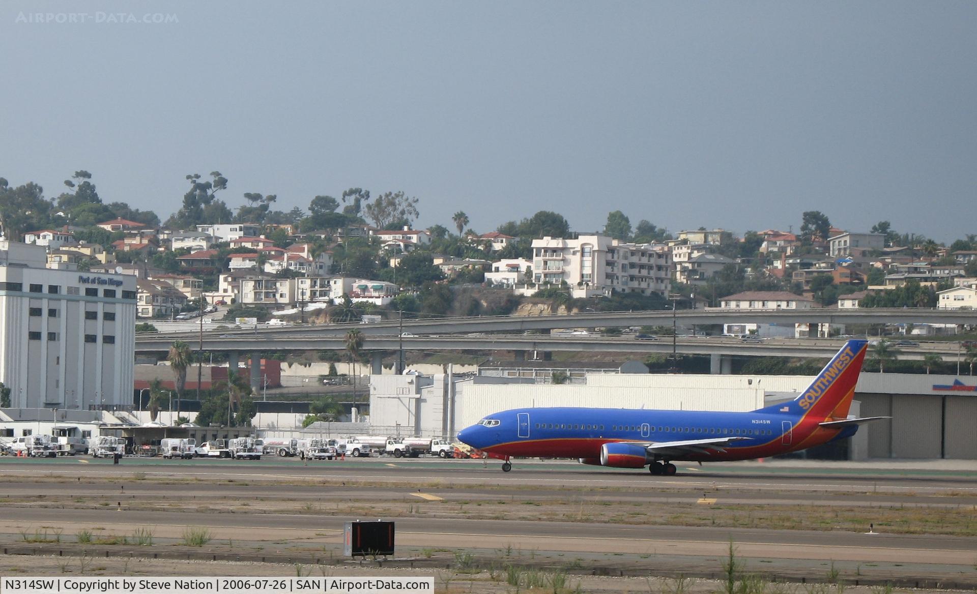 N314SW, 1986 Boeing 737-3H4 C/N 23336, Southwest 737-3H4 @ San Diego, CA
