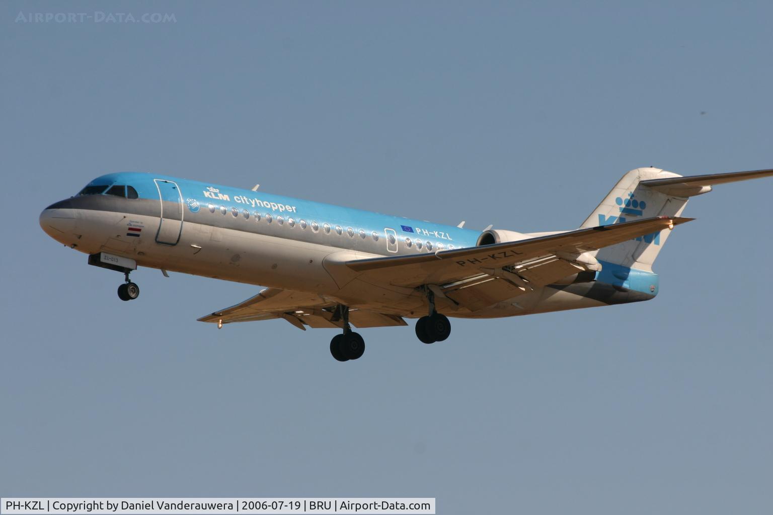 PH-KZL, 1995 Fokker 70 (F-28-0070) C/N 11536, arrival of flight KL1723