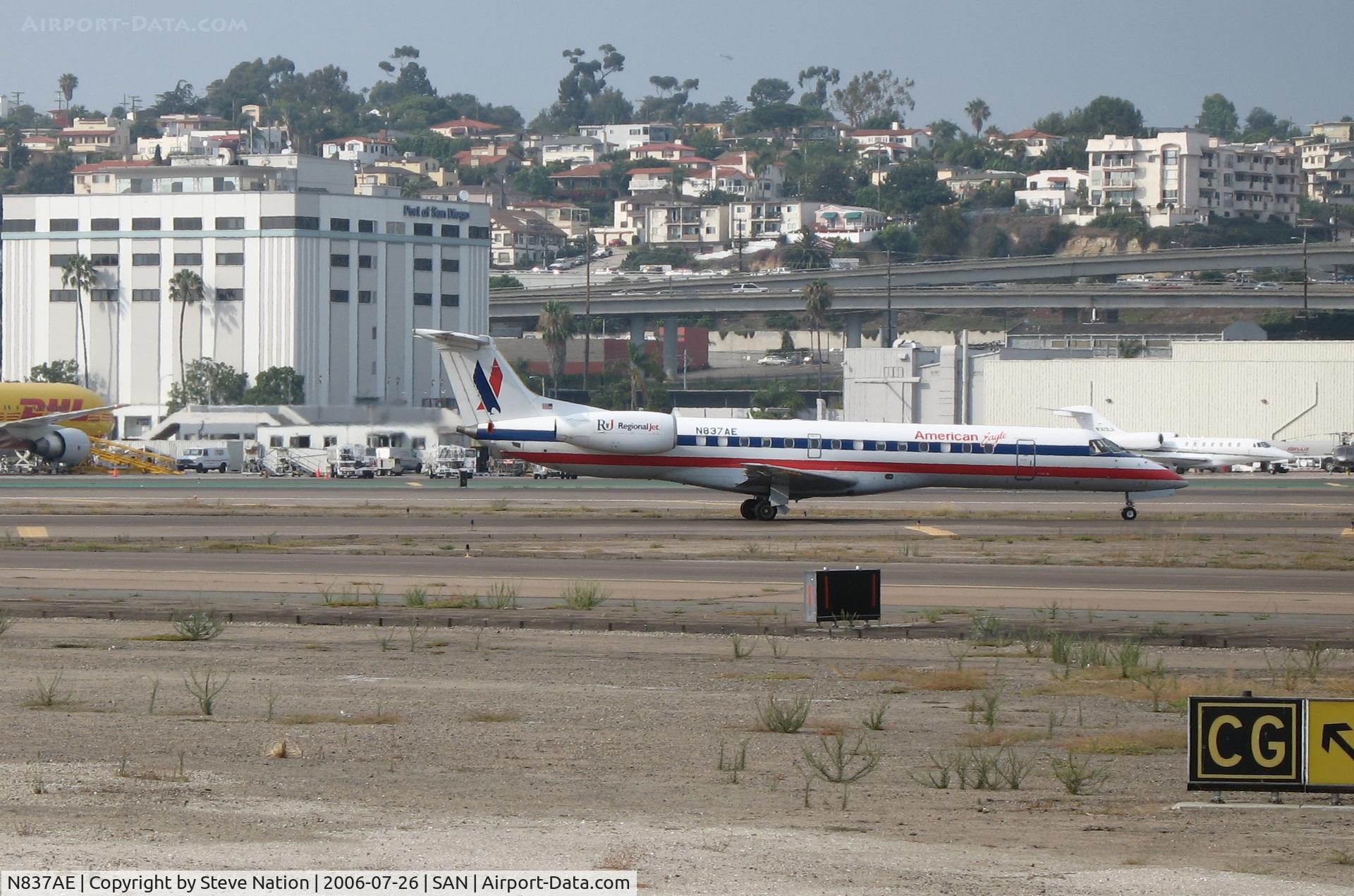 N837AE, 2002 Embraer ERJ-140LR (EMB-135KL) C/N 145647, American Eagle EMB-135KL taxying @ San Diego, CA