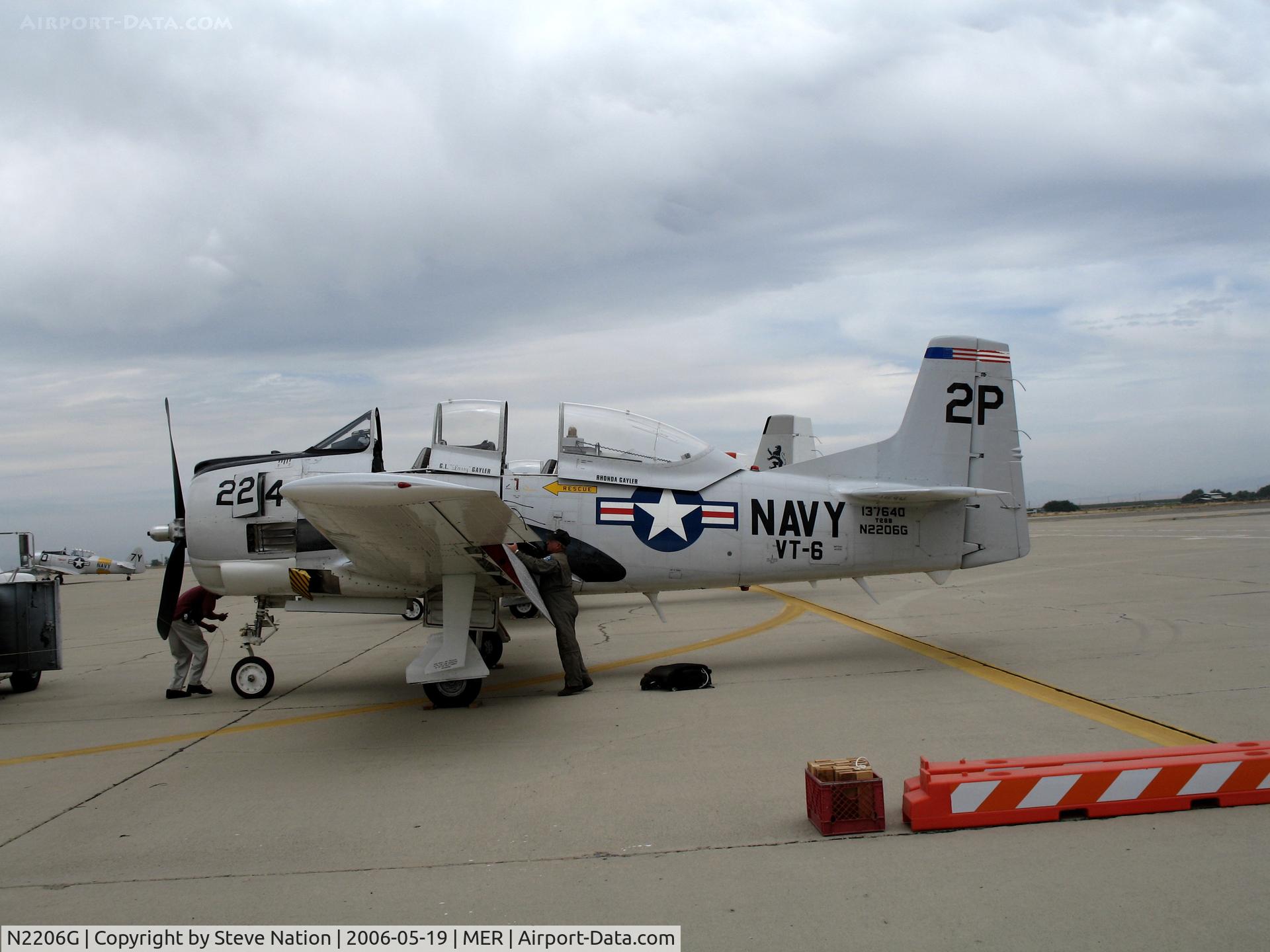 N2206G, 1953 North American T-28B Trojan C/N 200-3 (137640), North American T-28B 2P/224 VT-6 BuAer 137640 in abysmal weather @ Castle AFB, Merced, CA