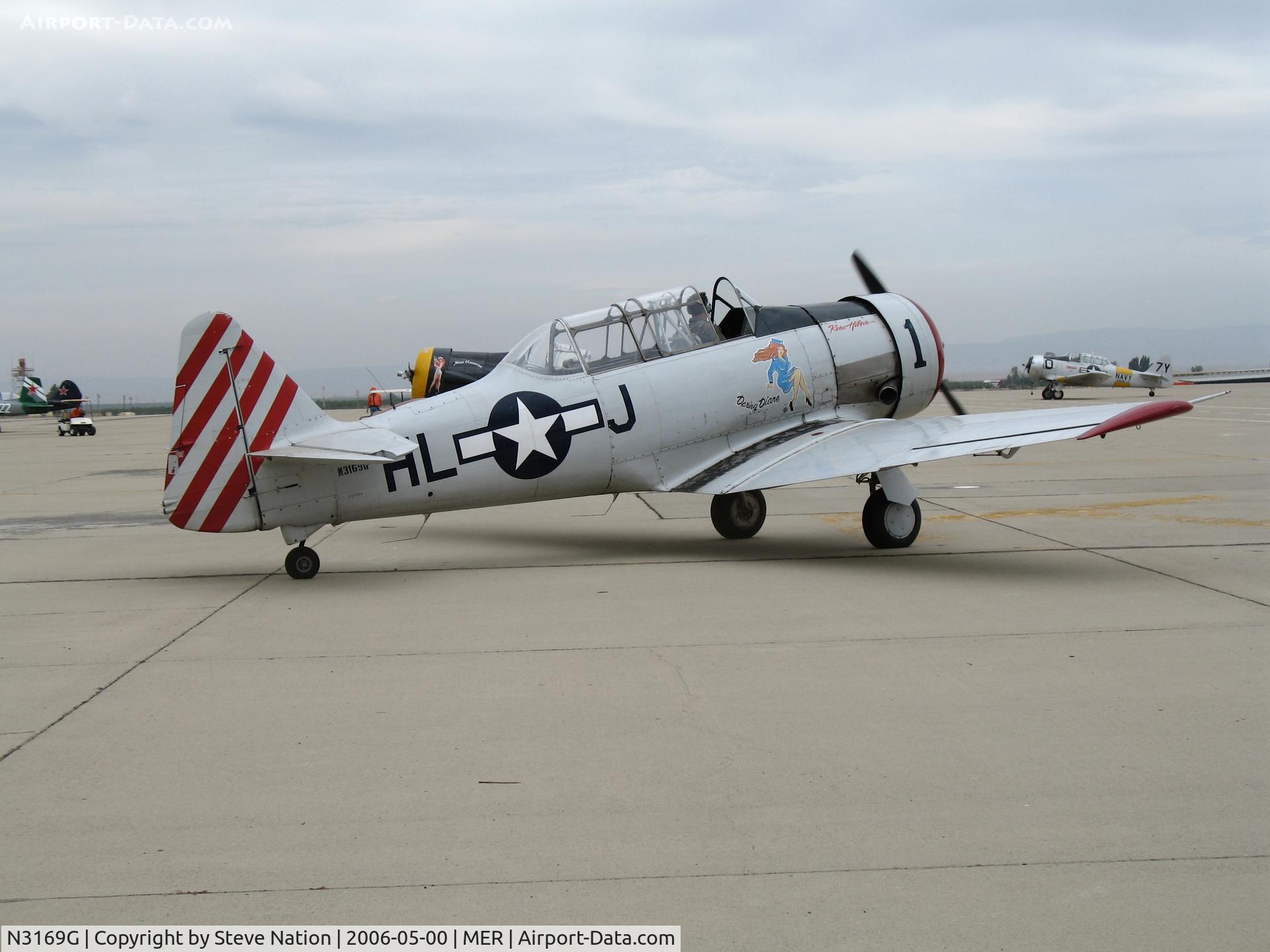 N3169G, 1945 North American AT-6F Texan C/N 121-42937, North American SNJ-6 BuAer 111974 HL-J/1