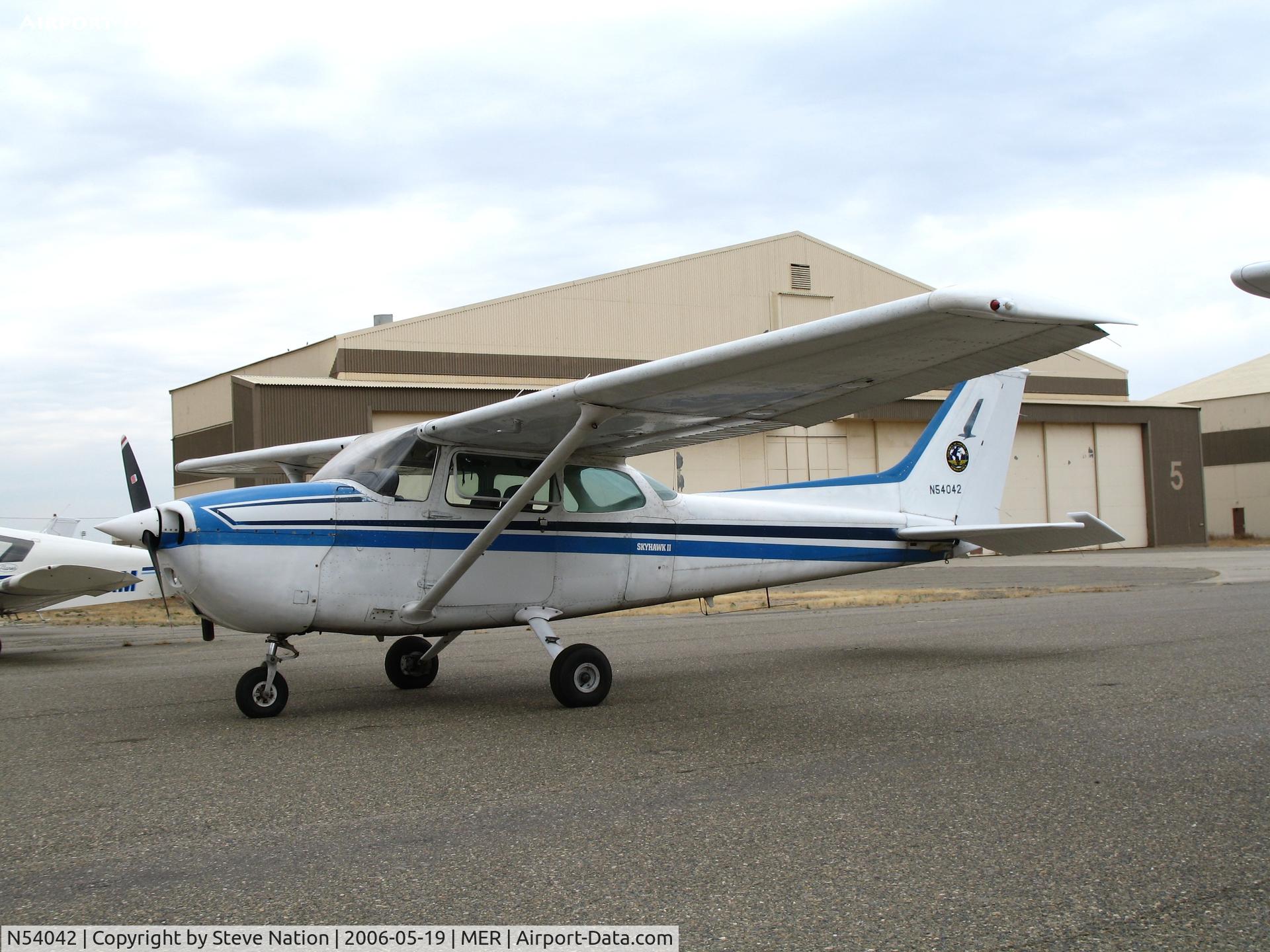 N54042, 1981 Cessna 172P C/N 17274856, Sierra Academy of Aeronautics 1981 Cessna 172B @ Castle AFB, CA