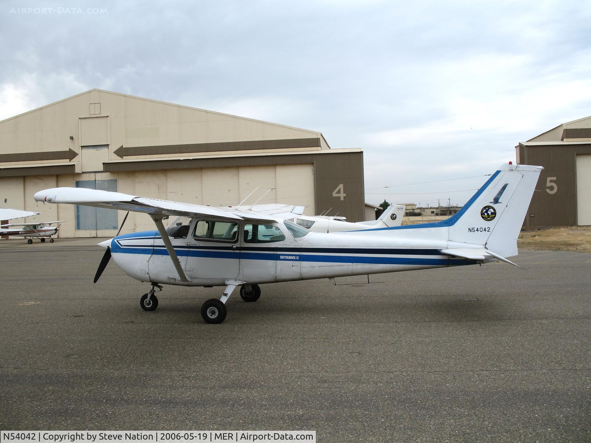 N54042, 1981 Cessna 172P C/N 17274856, Sierra Academy of Aeronautics 1981 Cessna 172B @ Castle AFB, CA