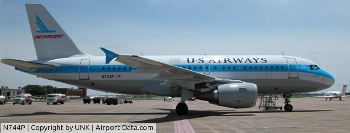 N744P, 2000 Airbus A319-112 C/N 1287, New US Airways Piedmont scheme