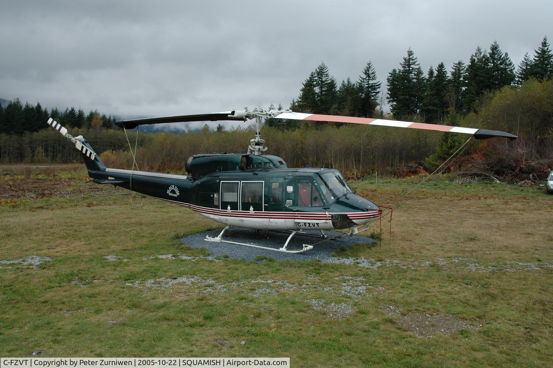 C-FZVT, 1979 Bell 214B-1 Biglifter Biglifter C/N 28016, Waiting for the next monday...
