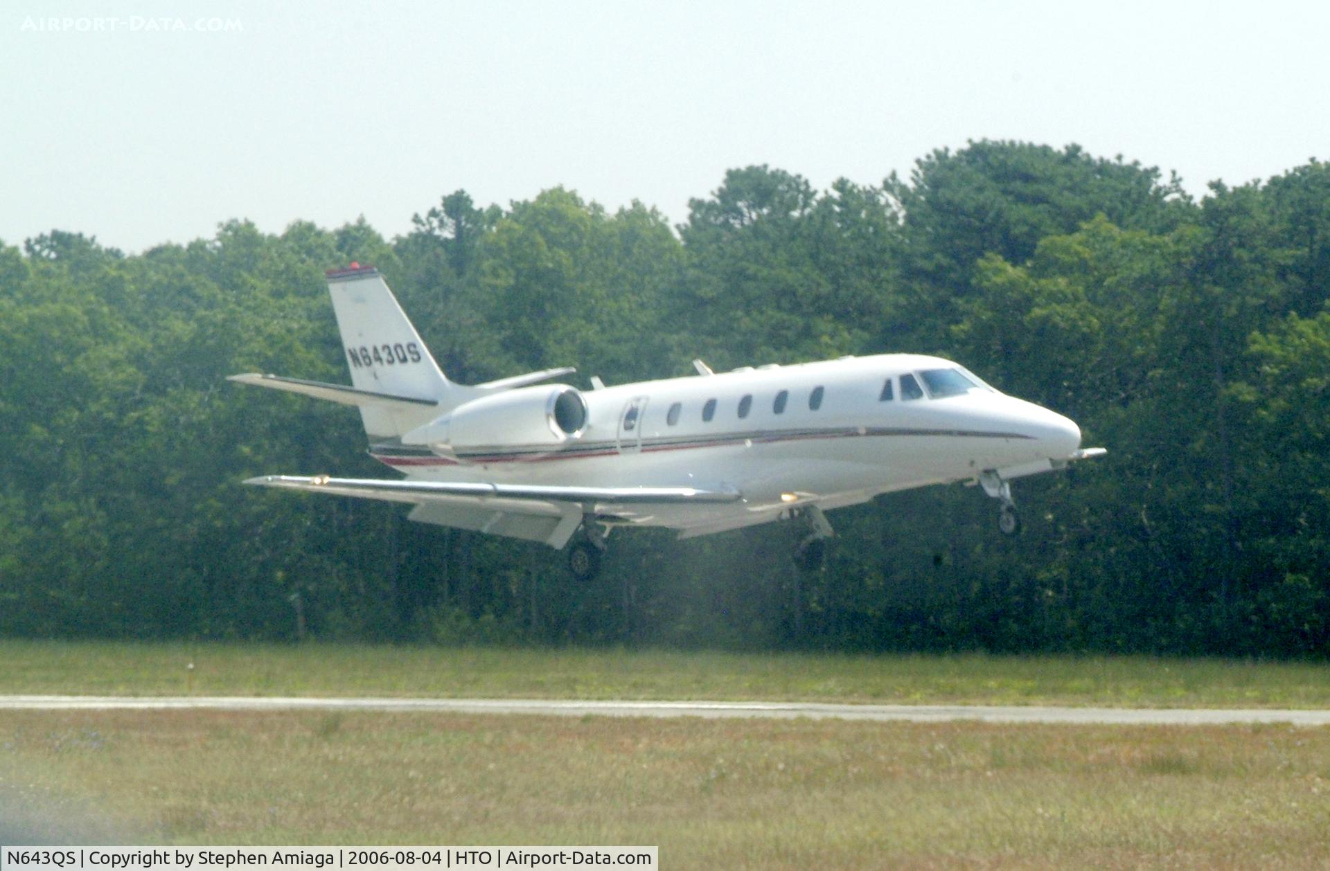 N643QS, 2005 Cessna 560XL C/N 560-5588, Just about to land RWY 28.