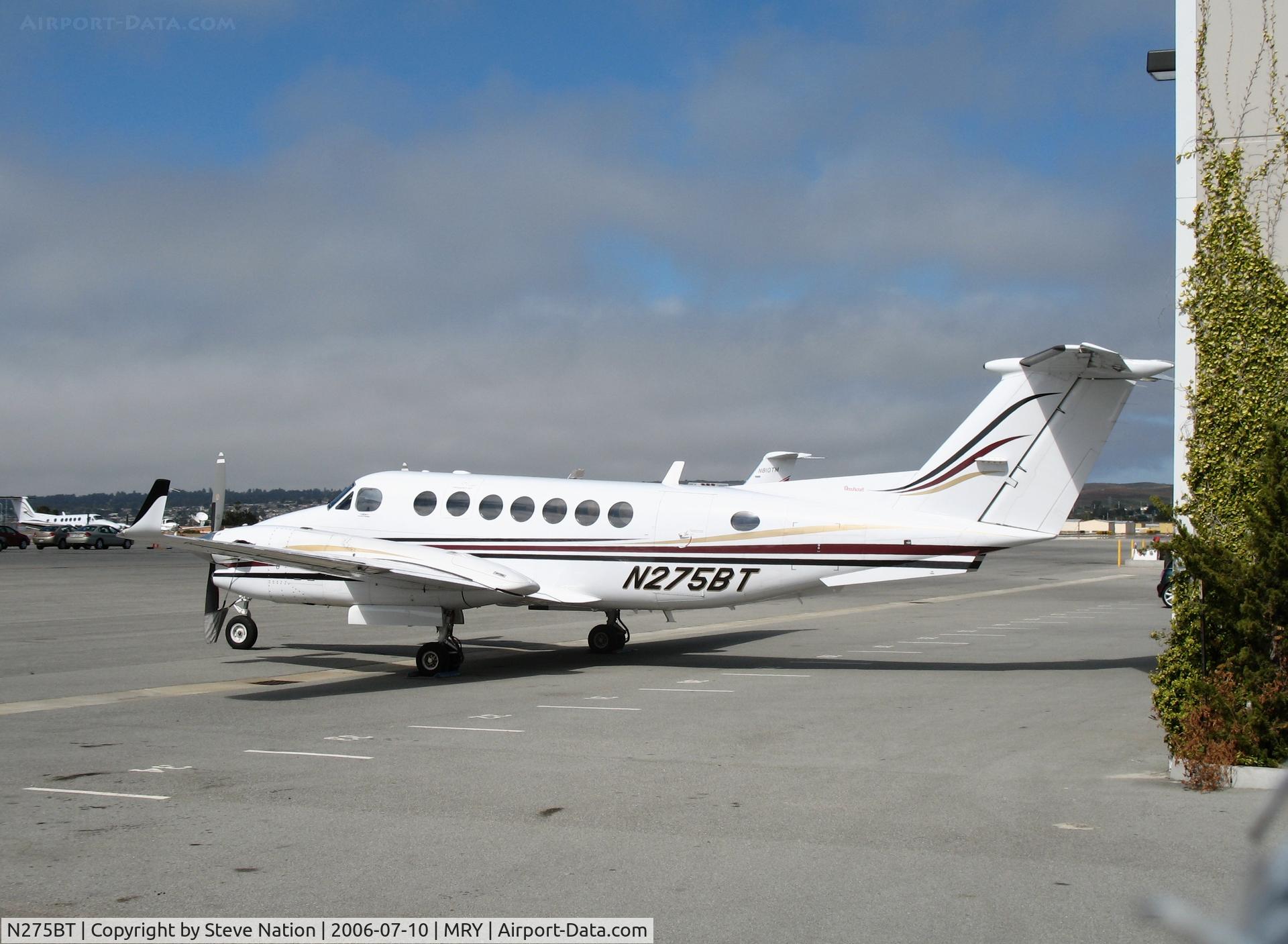 N275BT, 2000 Raytheon Aircraft Company B300 C/N FL-275, 2000 Raytheon B300 @ Monterey, CA