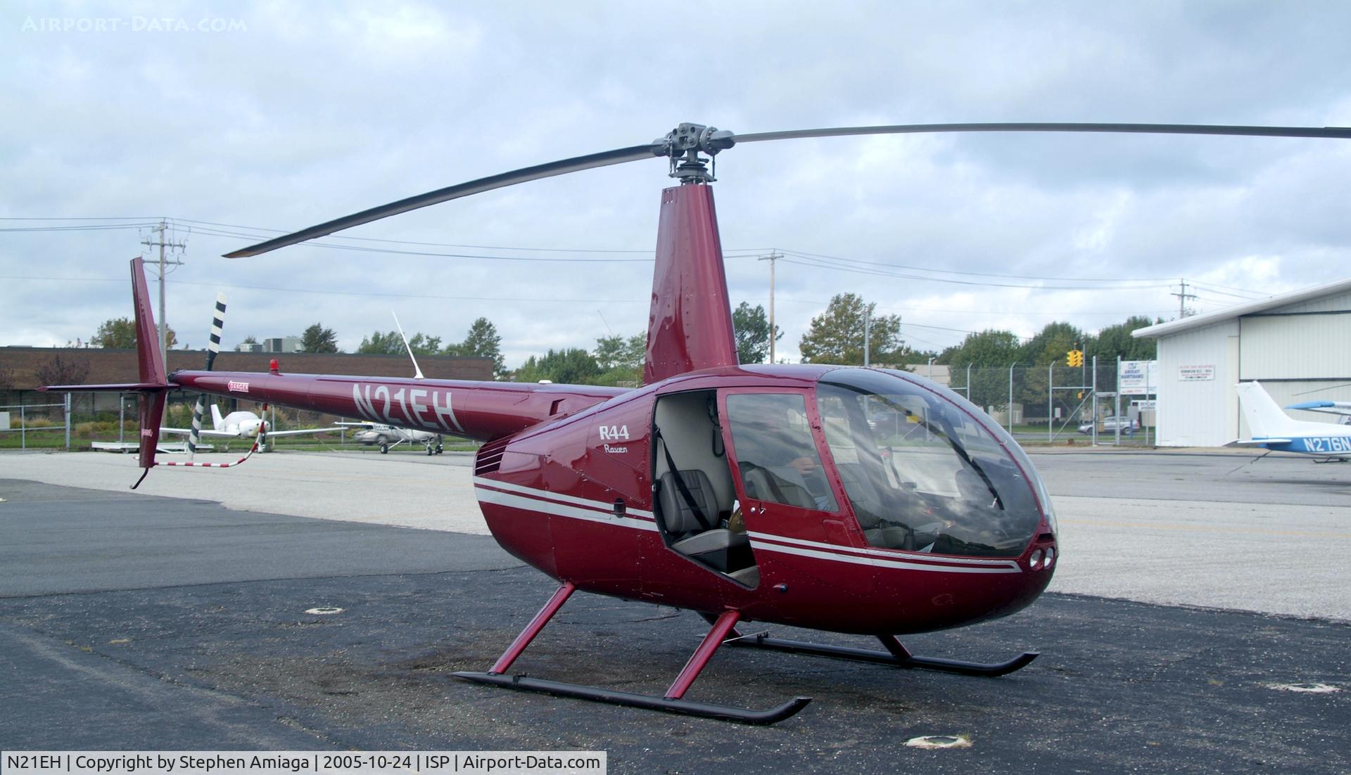 N21EH, 2000 Robinson R44 C/N 0881, Beautiful R-44!