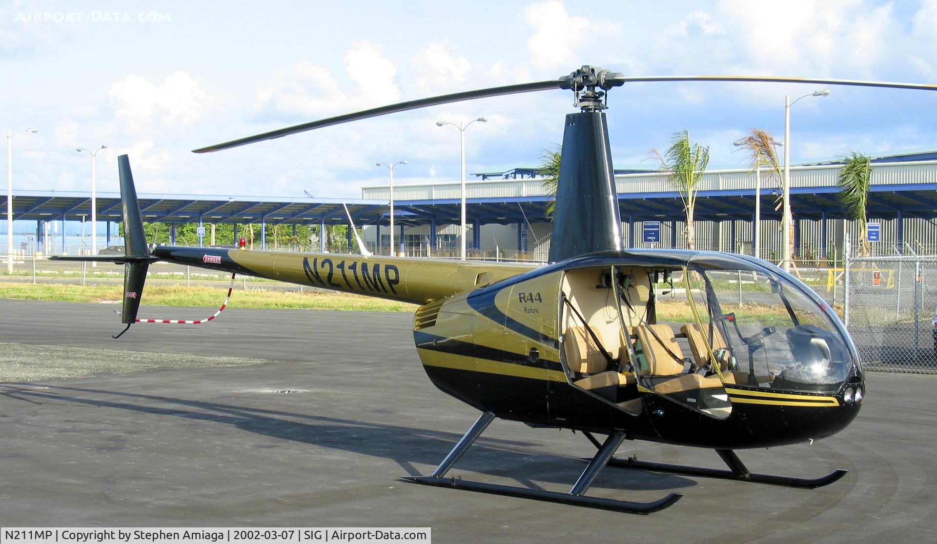 N211MP, 2000 Robinson R44 C/N 0753, R-44 Minus Four Doors...Easier for Aerials that way.