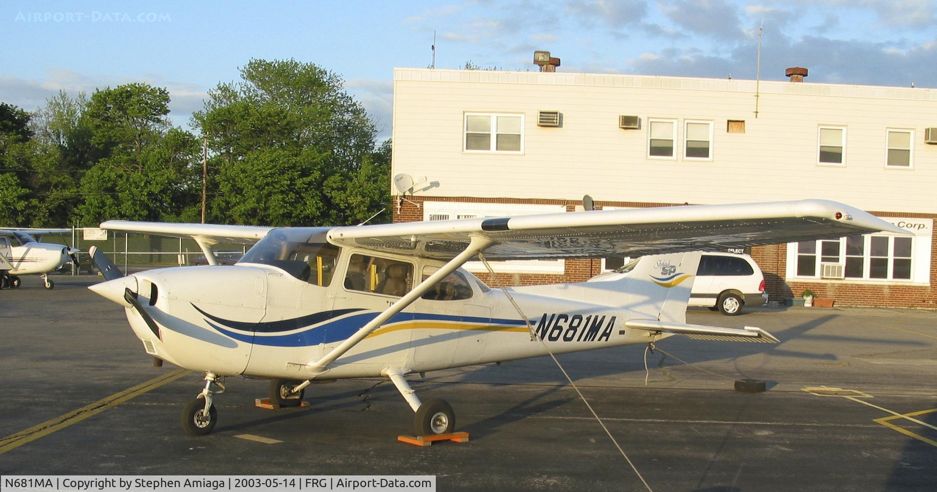 N681MA, 1999 Cessna 172S C/N 172S8203, One of my first planes...Select Aviation at Hangar 2