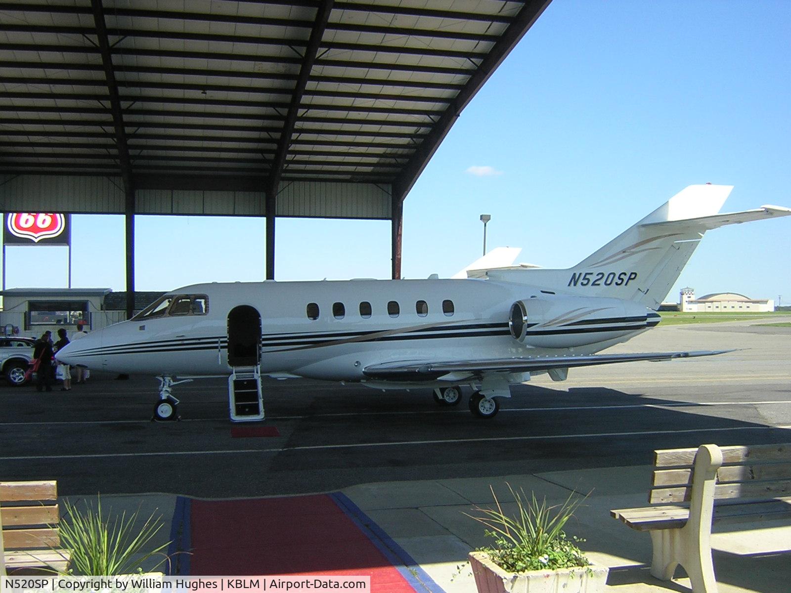 N520SP, 2004 Raytheon Hawker 800XP C/N 258669, waiting for passengers to bring them to there private farm in Montana