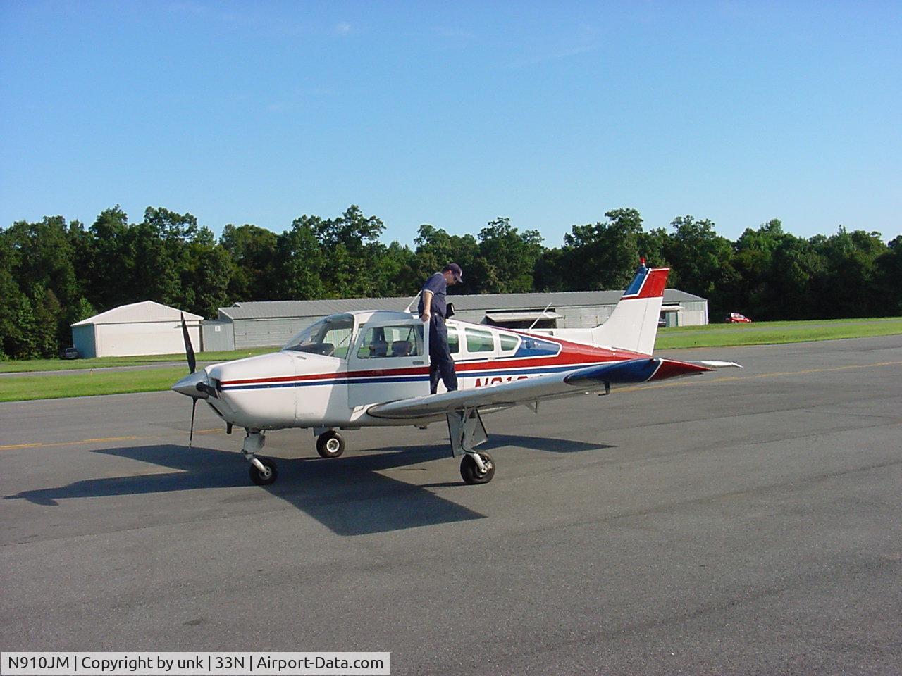 N910JM, 1979 Beech C24R Sierra C/N MC-683, picture of N910JM - Beech Sierra