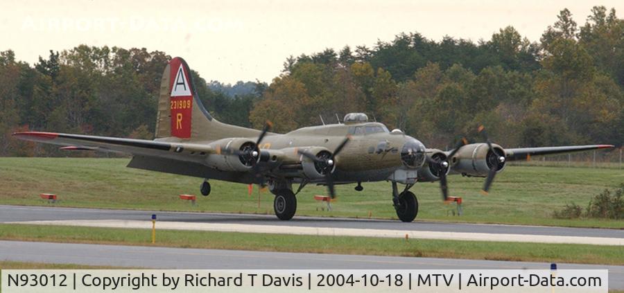 N93012, 1944 Boeing B-17G-30-BO Flying Fortress C/N 32264, 1944 Boeing B17G :Nine-O-Nine
