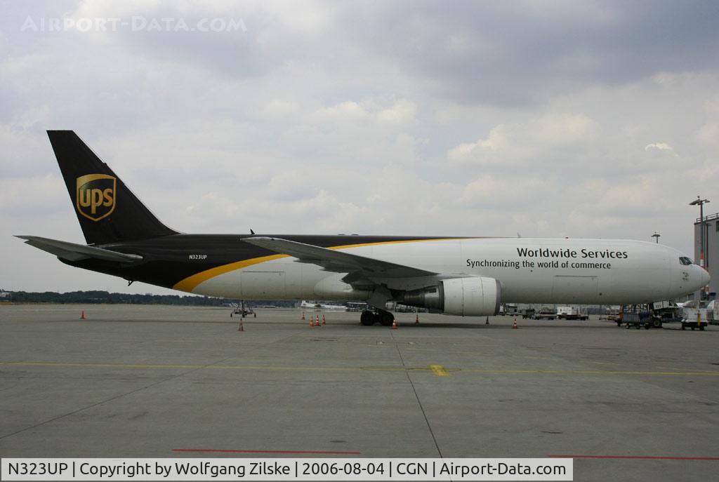 N323UP, 1997 Boeing 767-34AF C/N 27749, freighter