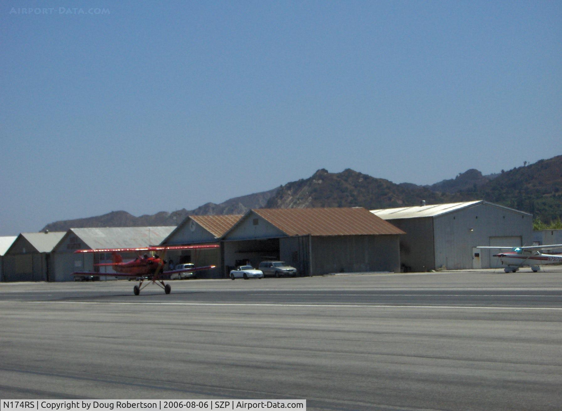 N174RS, 1936 Fleet 7B C/N 62, 1937 Fleet 7B, Kinner B5 125 Hp, landing Runway 22