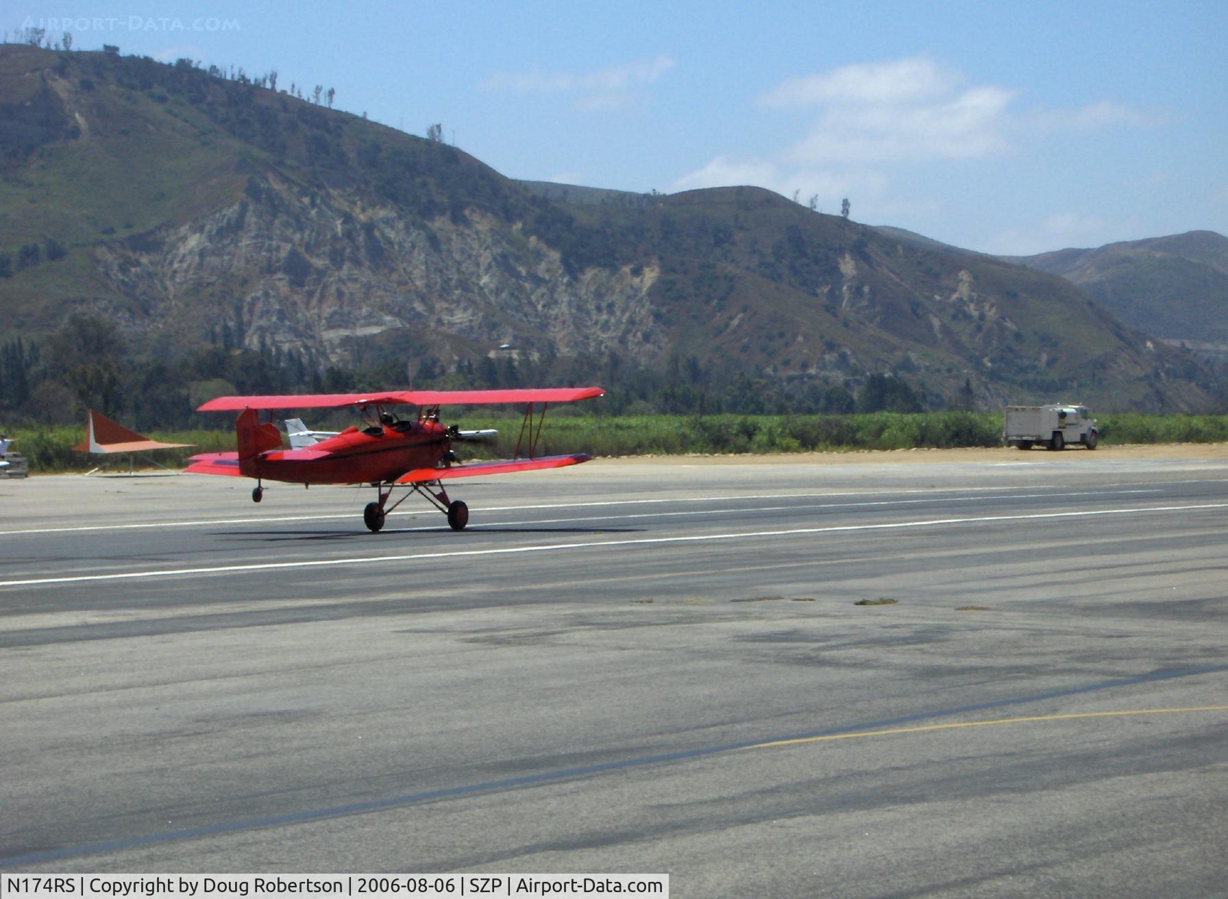 N174RS, 1936 Fleet 7B C/N 62, 1937 Fleet 7B, Kinner B5 125 hp, landing roll Runway 22