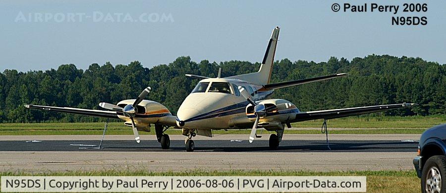N95DS, 1975 Beech B-60 Duke C/N P-360, Bopping around the US, off the IFR grid