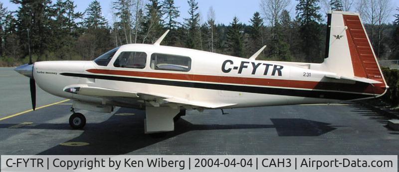 C-FYTR, 1980 Mooney M20K C/N 25 0312, Day parking in front of the flight office of Courtenay Airpark, Vancouver Island.