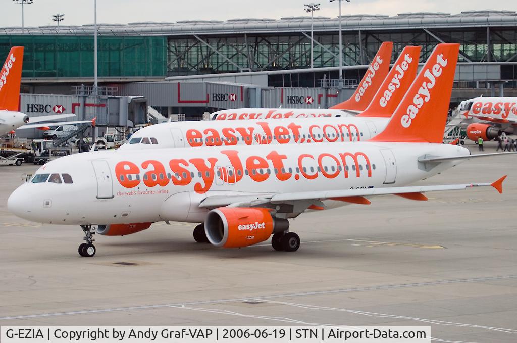 G-EZIA, 2005 Airbus A319-112 C/N 2420, Line up of some Easy Jet planes.