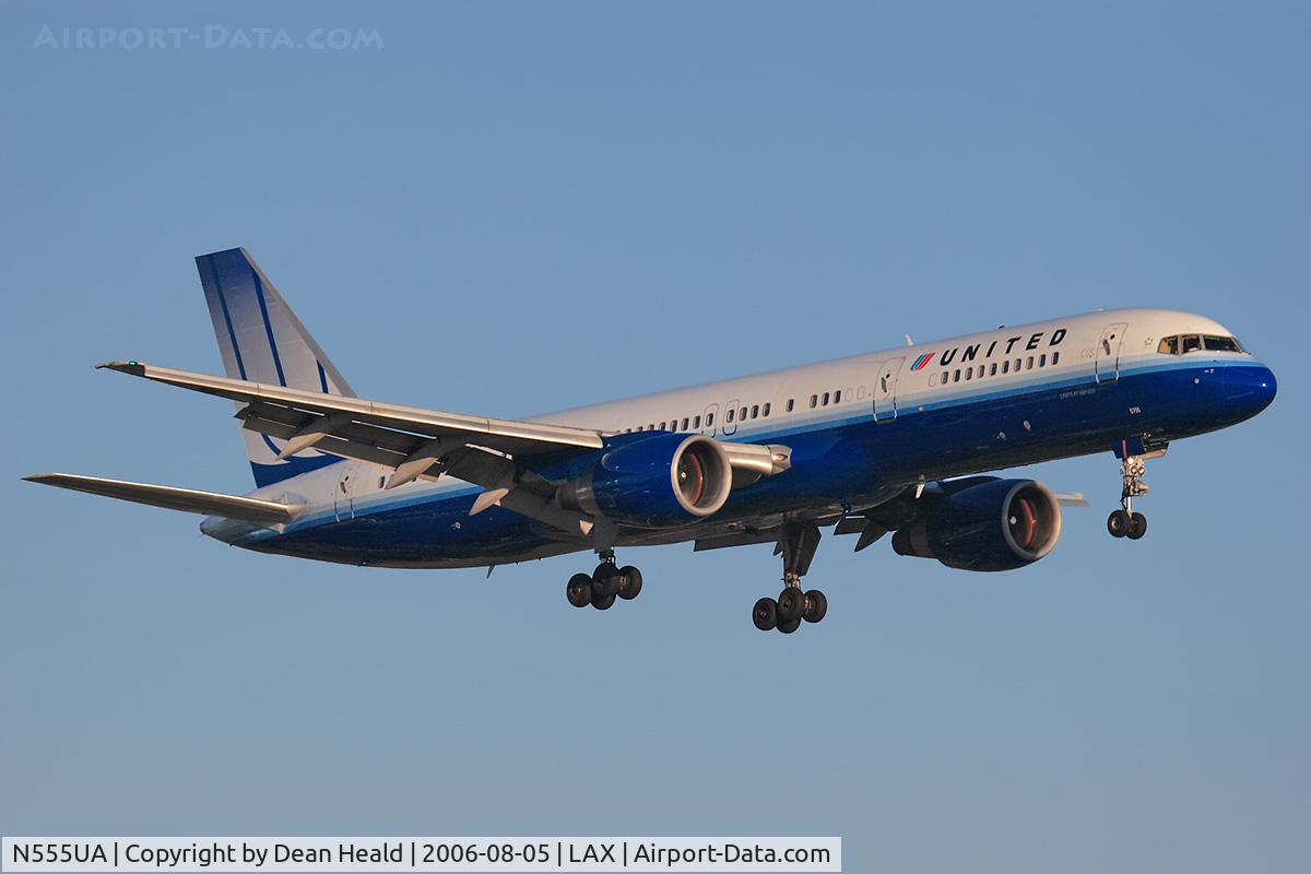 N555UA, 1992 Boeing 757-222 C/N 26647, United Airlines N555UA (FLT UAL29) from John F Kennedy Int'l (KJFK) on final approach to RWY 24R.