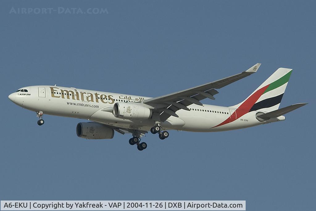 A6-EKU, 1999 Airbus A330-243 C/N 295, Emirates Airbus 330-200