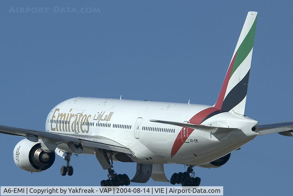 A6-EMI, 1996 Boeing 777-21H/ER C/N 27250, Emirates Boeing 777-200