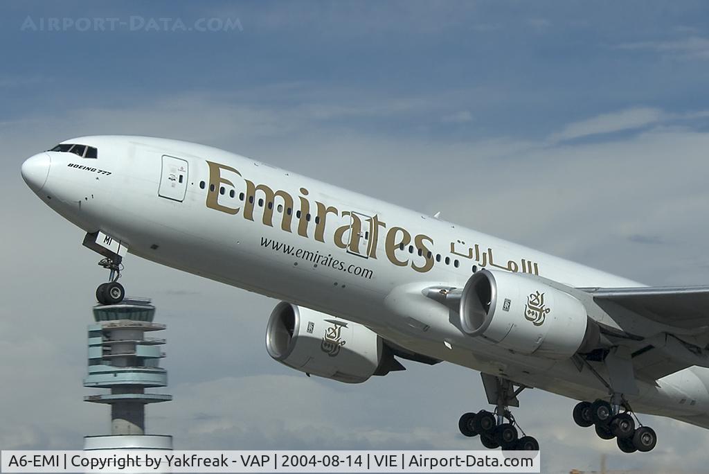 A6-EMI, 1996 Boeing 777-21H/ER C/N 27250, Emirates Boeing 777-200