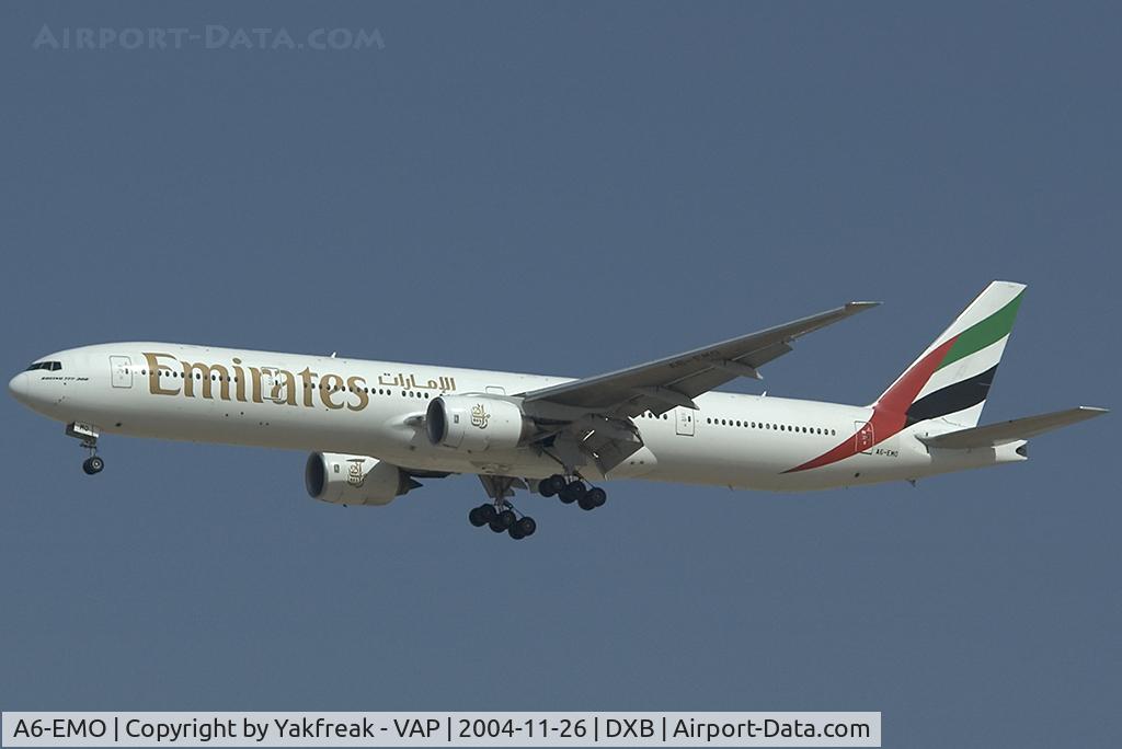 A6-EMO, 2000 Boeing 777-31H C/N 28680, Emirates Boeing 777-300