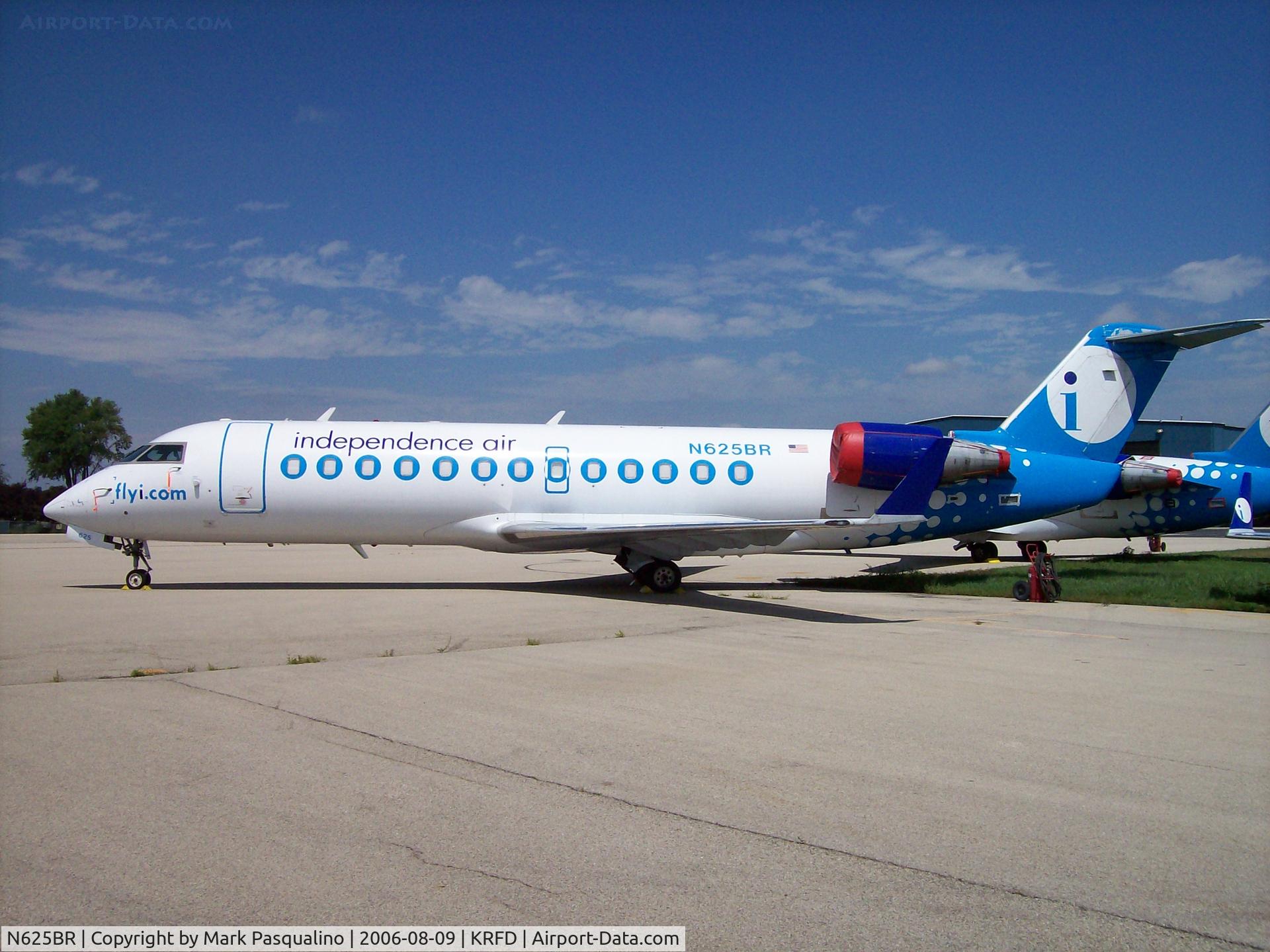 N625BR, 1998 Canadair CRJ-200ER (CL-600-2B19) C/N 7214, CL-600 2B19