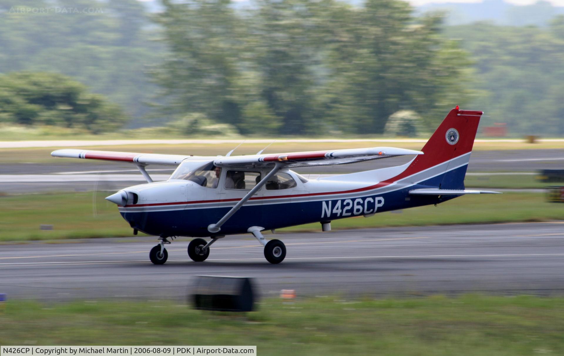 N426CP, 2001 Cessna 172S C/N 172S8688, CAP Flight Landing 2L