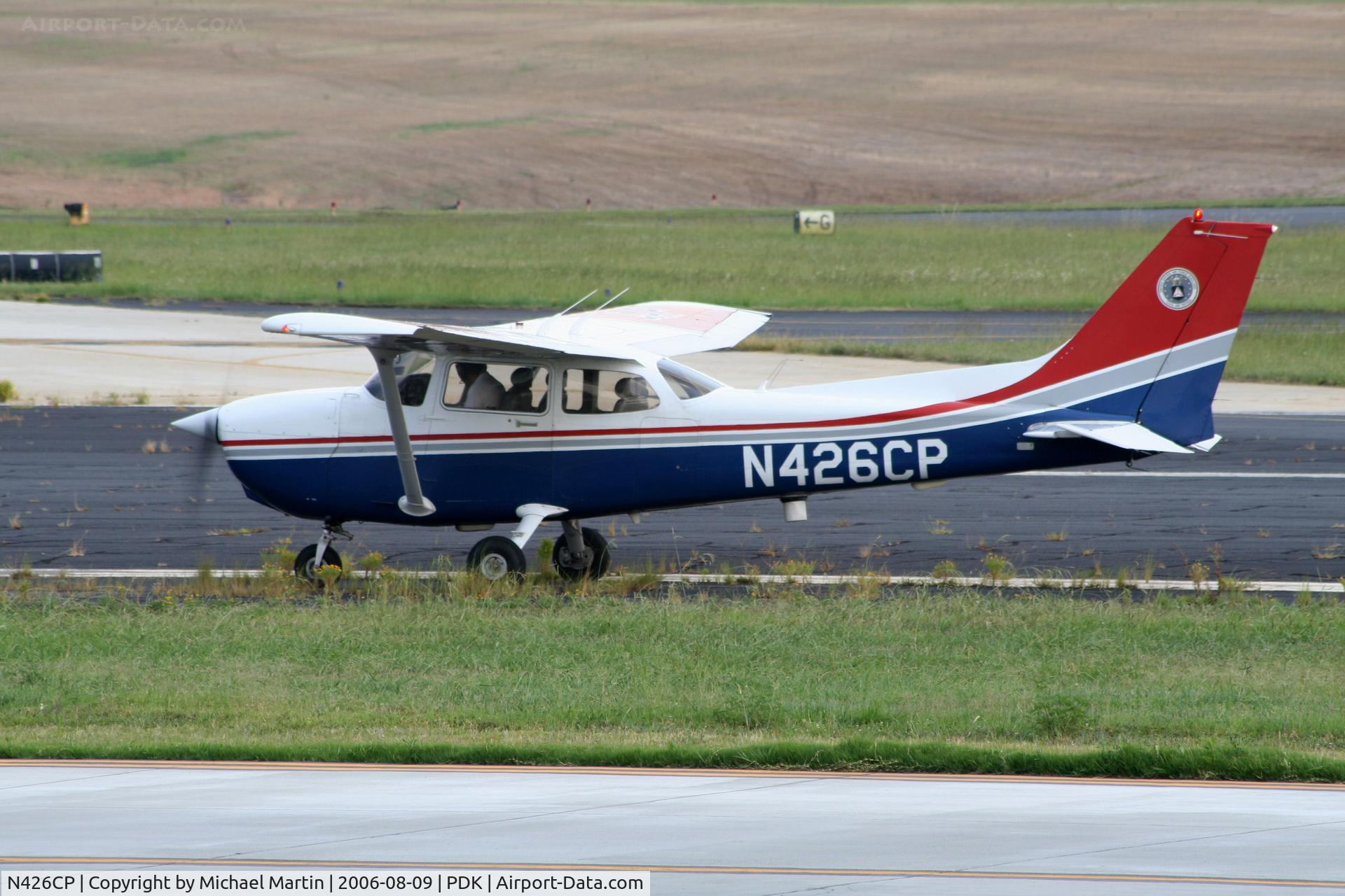 N426CP, 2001 Cessna 172S C/N 172S8688, Taxing in the grass?