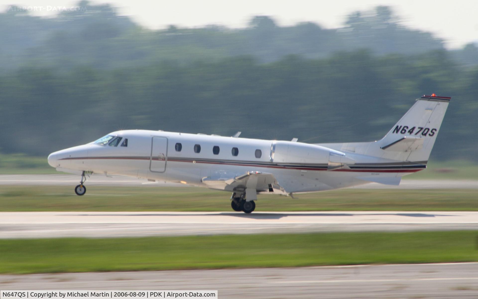 N647QS, 2005 Cessna 560XL Citation XLS C/N 560-5547, Departing Runway 2R