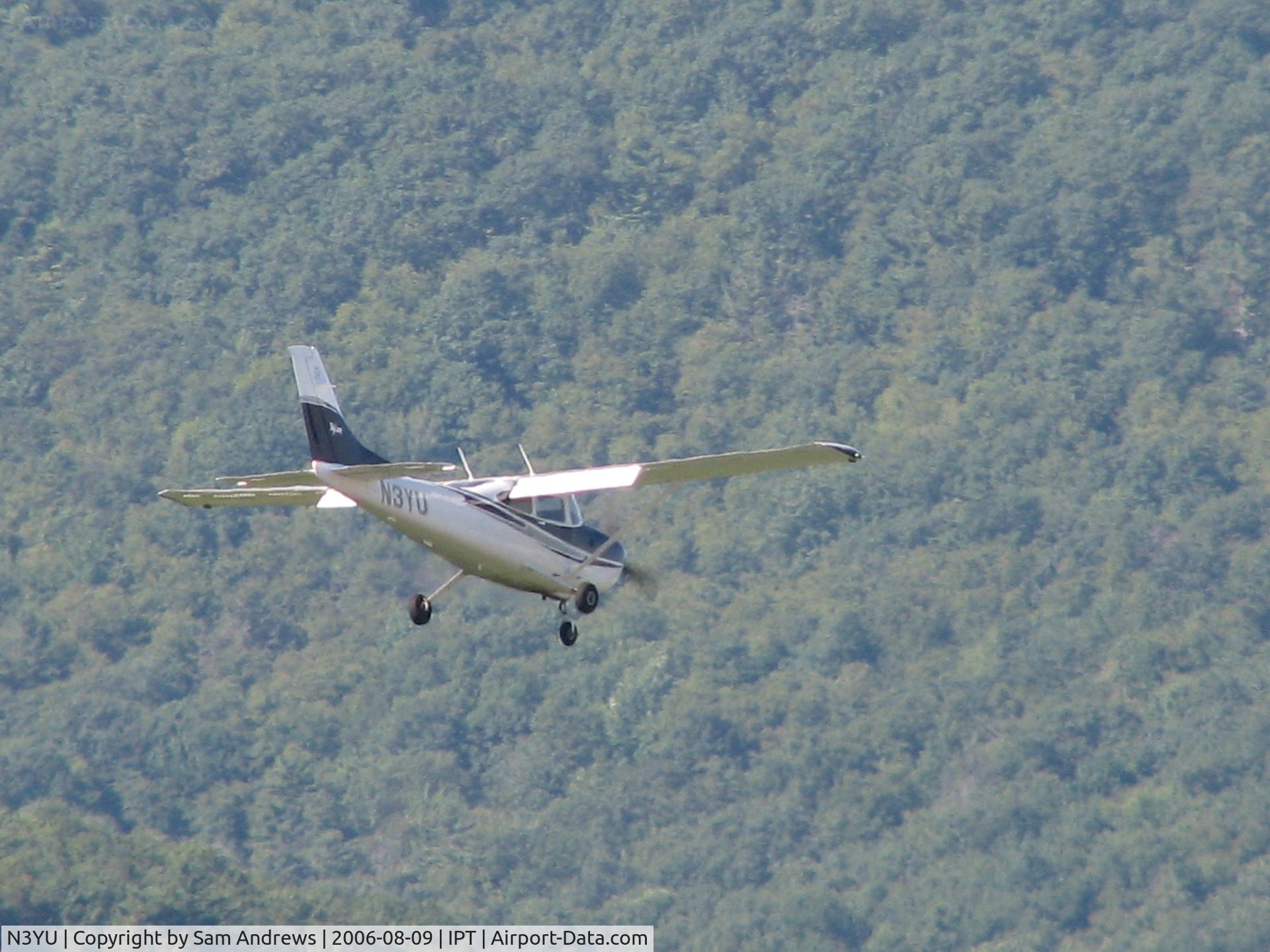N3YU, 2004 Cessna 182T Skylane C/N 18281453, I thought...Wow how awesome to be taking your PP cross country flights in a skylane.