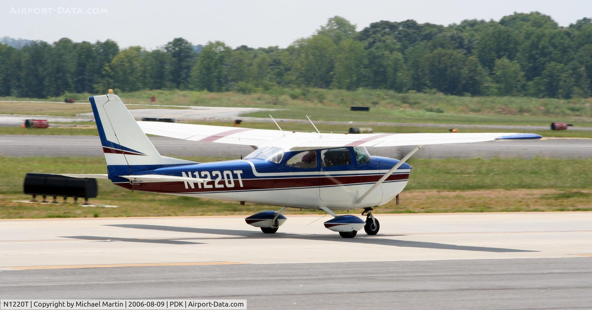 N1220T, 1965 Cessna 172G C/N 17254092, Departing PDK enroute to RYY