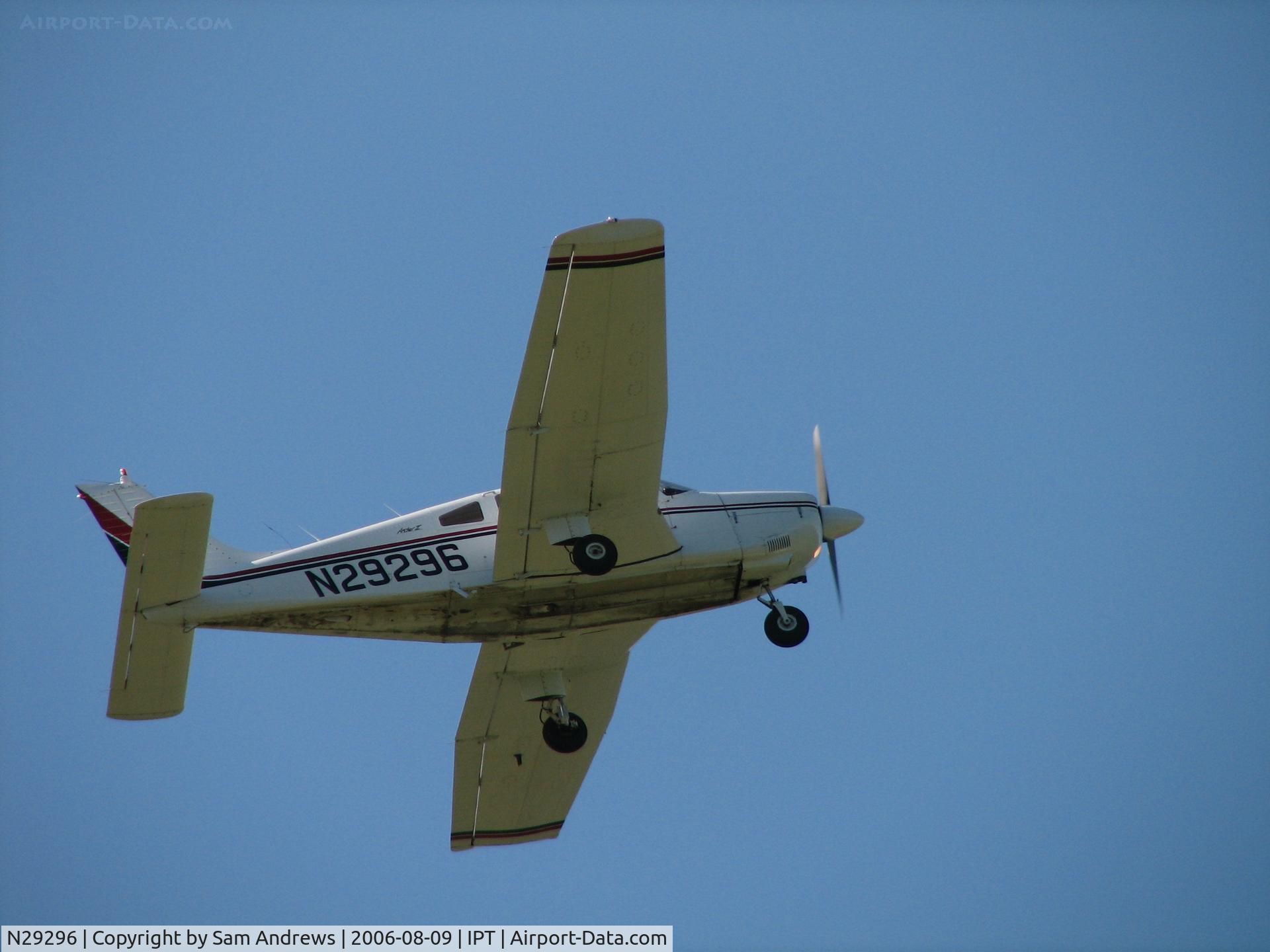 N29296, 1979 Piper PA-28-181 C/N 28-7990447, On his way home