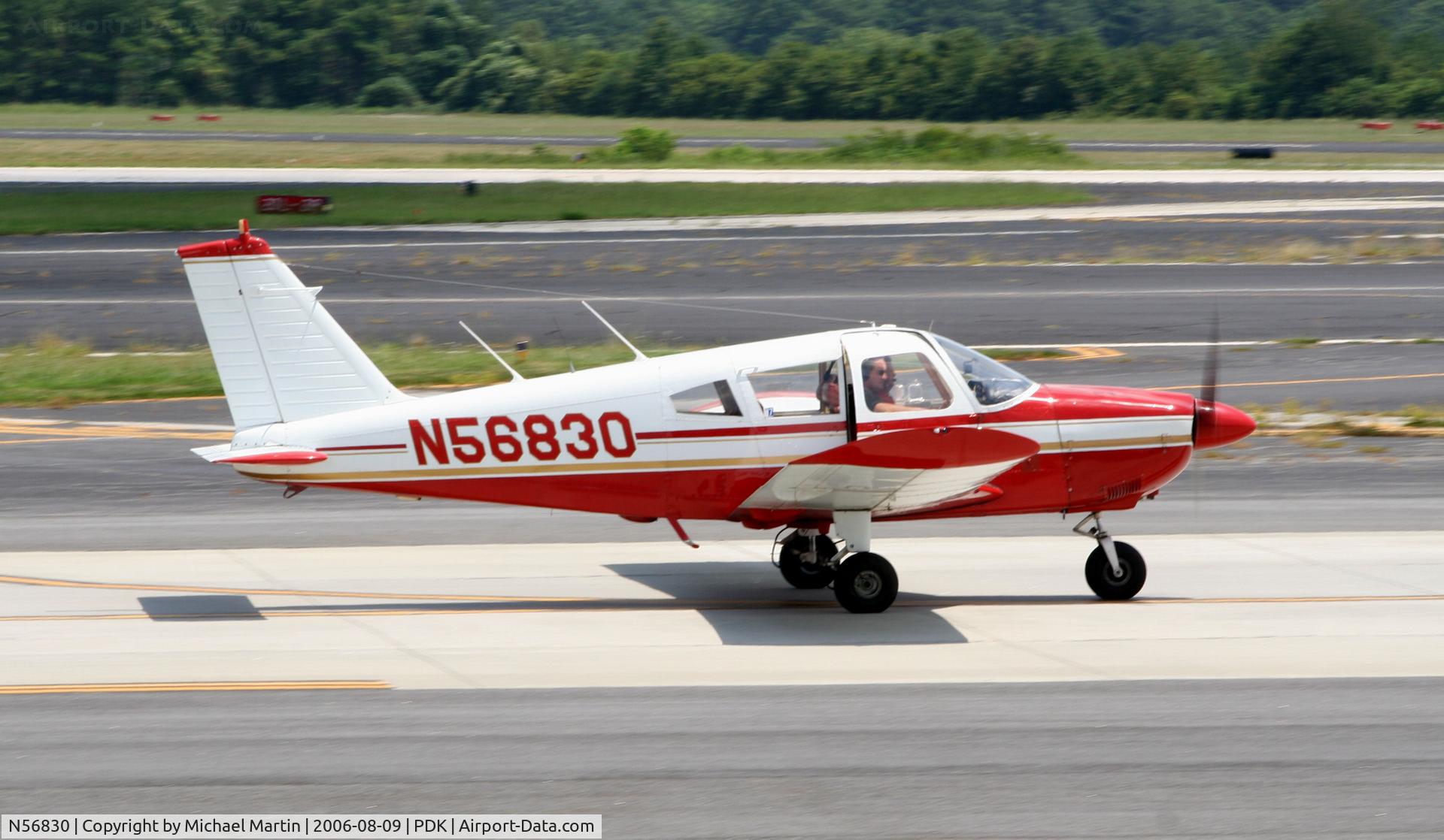 N56830, 1971 Piper PA-28-180 C/N 28-7105218, Taxing to Runway 2L