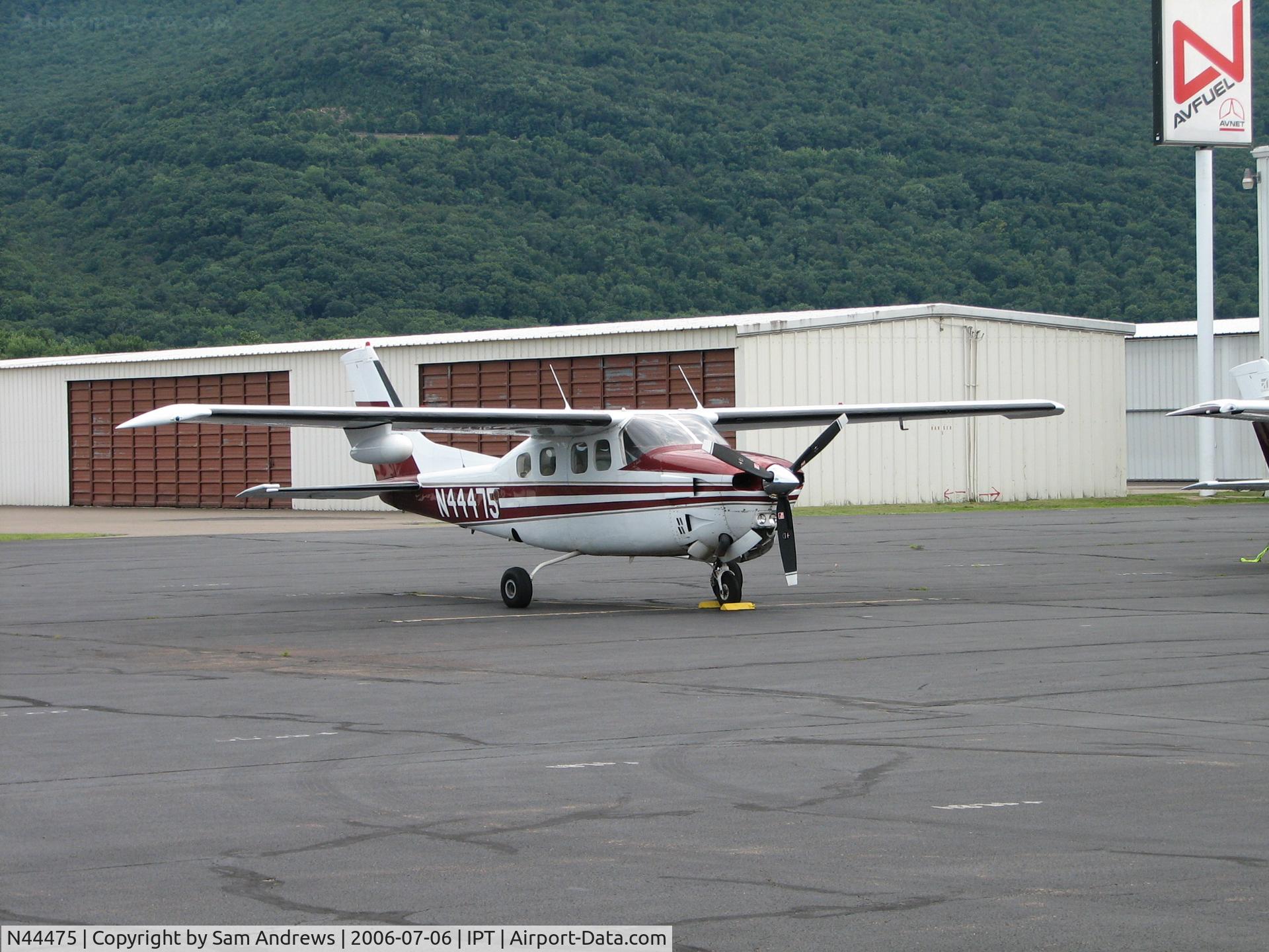 N44475, Cessna P210N Pressurised Centurion C/N P21000408, Just found this one I haven't posted