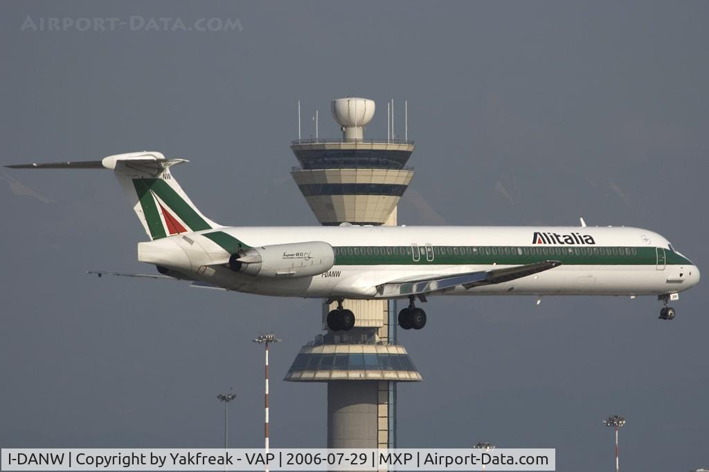 I-DANW, 1992 McDonnell Douglas MD-82 (DC-9-82) C/N 53206, Alitalia MD80