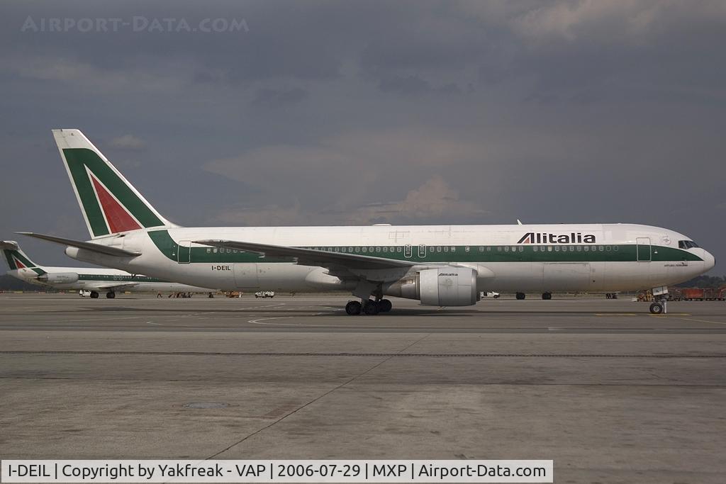 I-DEIL, 1996 Boeing 767-33A/ER C/N 28147, Alitalia Boeing 767-300